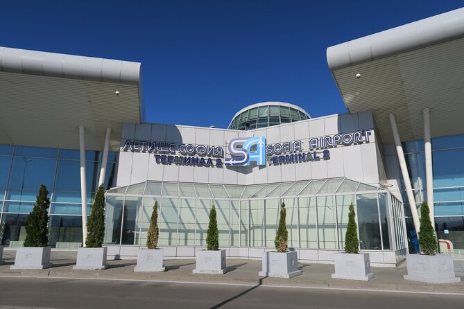 Airport Nis Shuttle Taxi - Family Friendly Handling: Strollers and Infant Seats