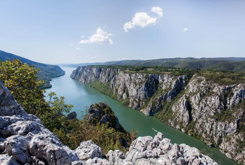 Belgrade: Iron Gate Park, Speedboat Ride, and 2 Viewpoints - The long drive that actually pays off: from Belgrade to the Danube Gorge