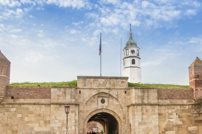 Belgrade Layover Private tour + E-Scooter Sighteeing - Stop 1: Kalemegdan Park and Belgrade Fortress in about 20 minutes