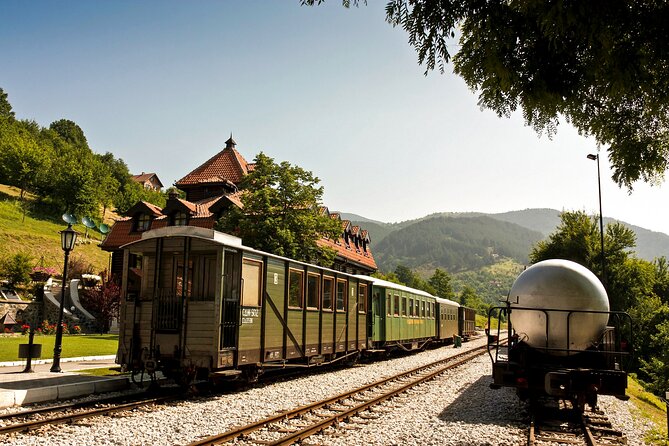 Belgrade: Mokra Gora, Šargan 8, Drina river house Full Day Tour - Kućica na Drini: The Drina River House Photo Moment That’s Worth the Stop