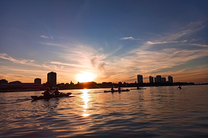 Belgrade: Sunset Kayak Tour - Lido Photo Stop, Then the Sunset Stretch Toward Zemun