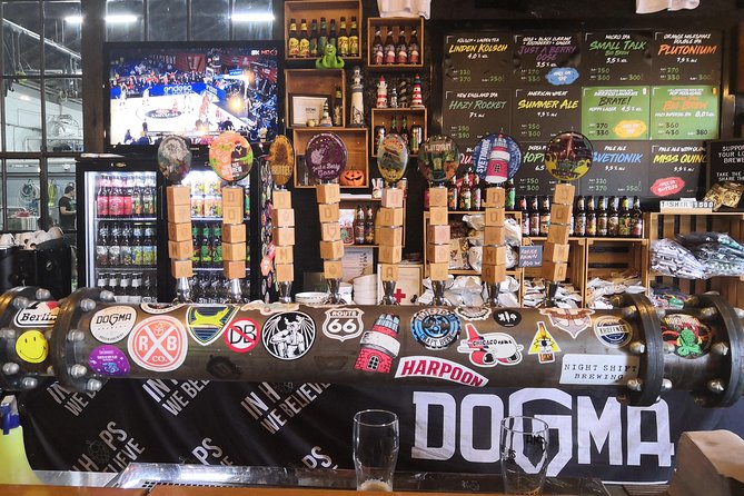 E-Scooter CRAFT BEER and BREWERY Tour - Your ride setup: scooter, helmet, and how the group works