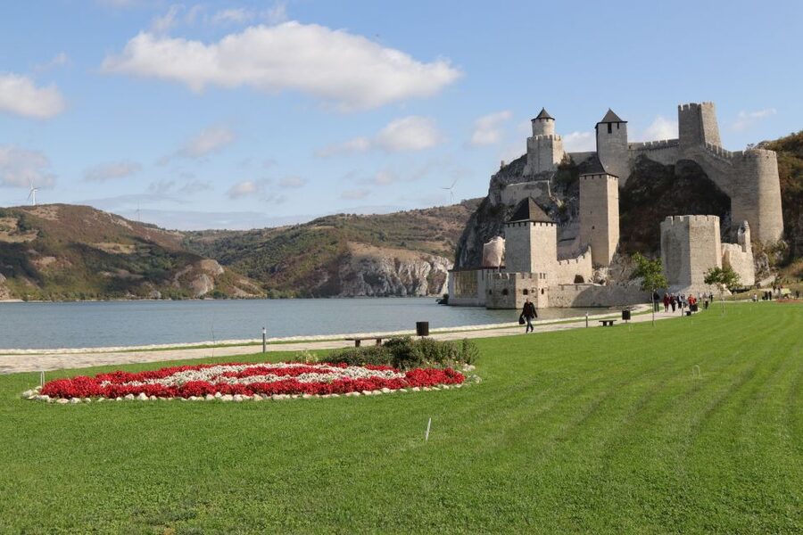 From Belgrade: Danube Day Trip with Wine and Brandy Tasting - Golubac Fortress: battles at the edge of the Đerdap Gorge