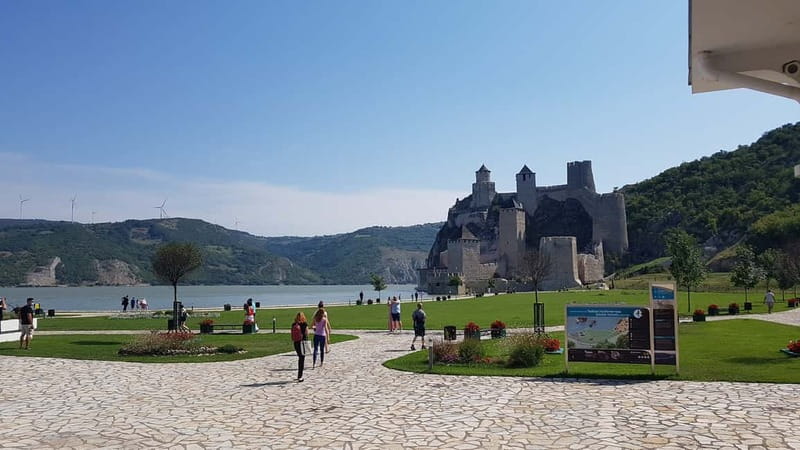 From Belgrade: Golubac Fortress and Iron Gate Gorge Tour - Kapetan Mišin Breg: the lunch stop that makes the countryside feel real