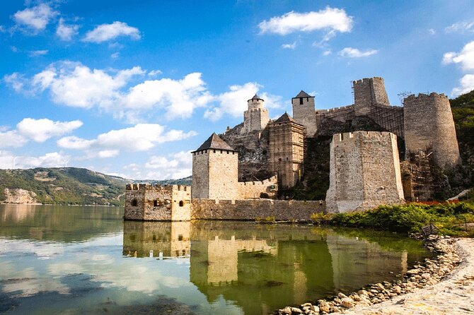 Iron Gate NP Tour with 1-hour speedboat ride + 2 viewpoints - Golubac Fortress: the 14th-century walls that own the Danube view