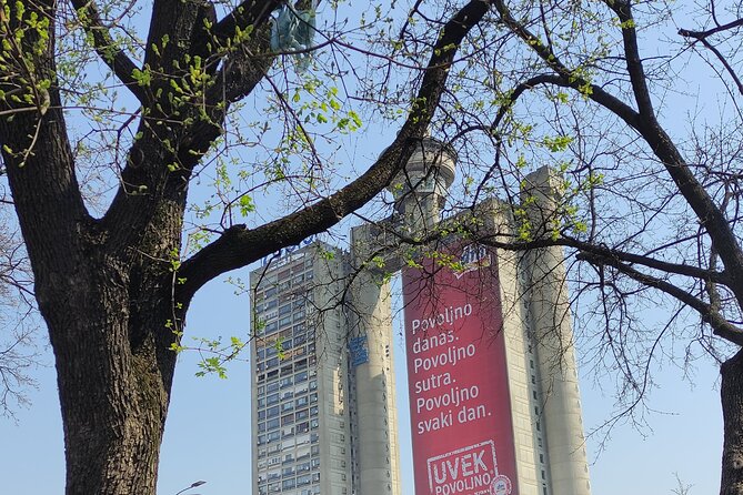 Private 4 Hours Space Architecture Tour in Belgrade - Sava Center: polyhedral conference-era architecture made tangible