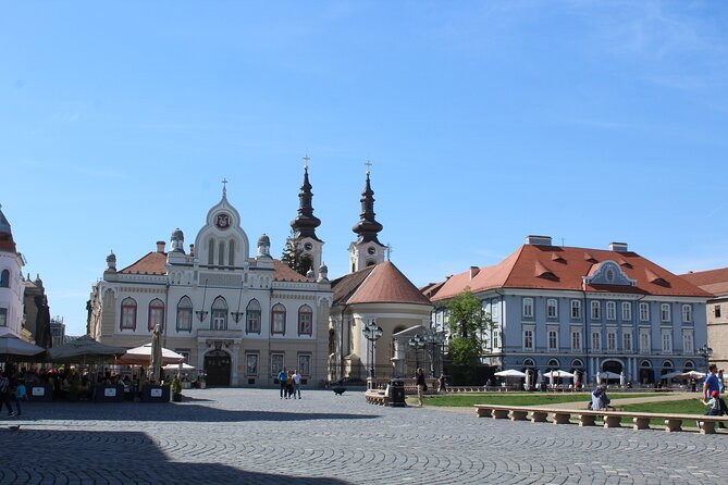 Private Day Trip/Transfer Tour from Belgrade to Timisoara - Kovacica transfer stop: Galerija Naivne Umetnosti and the Naive art tradition