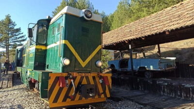 West of Belgrade: Woodentown, Šargan 8 train & Drina River