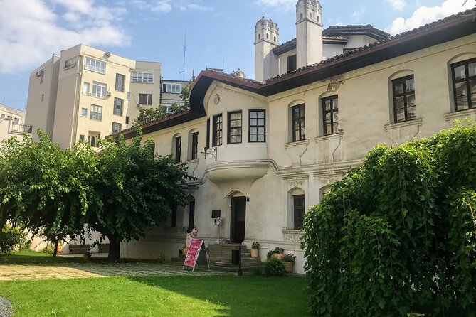 Your Own Belgrade: Unexpected Treasures of the City - How the guide turns facts into a city you can feel